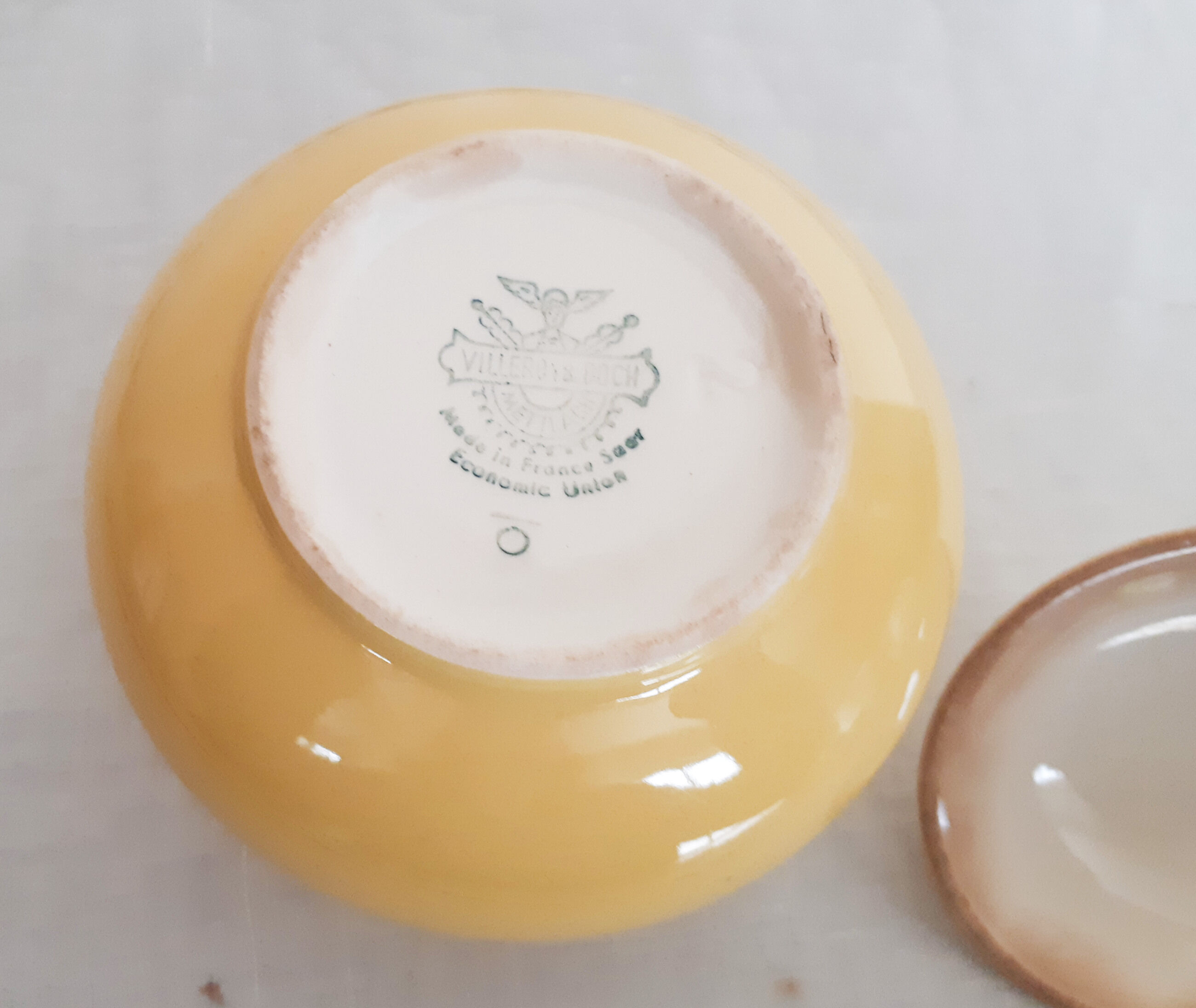 Sucrier jaune villeroy et boch en faience