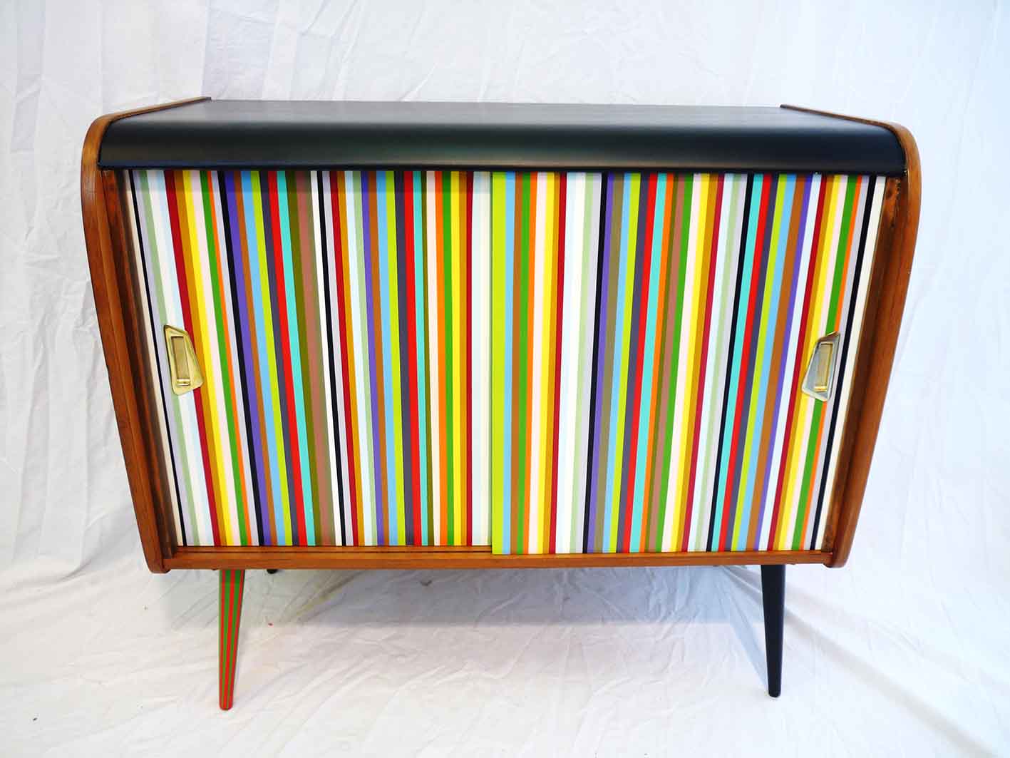 Vintage chest of drawers 2 sliding doors