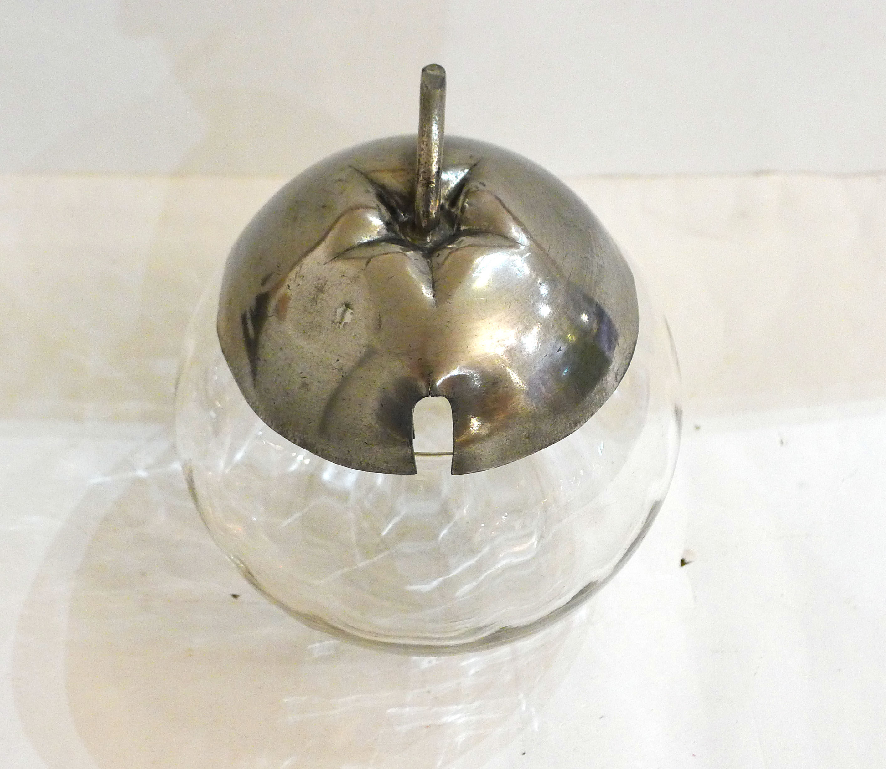 Sugar maker apple, glass and tin