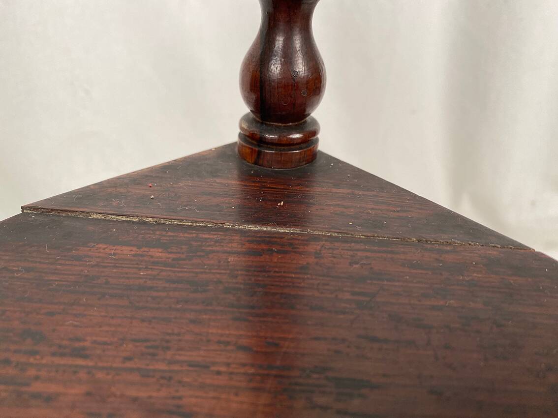 Rosewood corner shelf, Napoleon III period