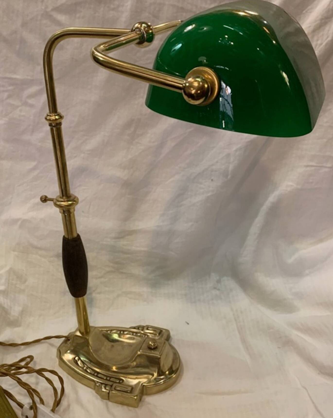 Lampe de table Churchill en laiton et bronze, années 1920