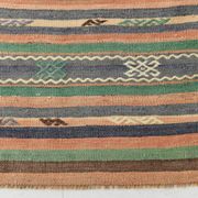 Kilim Vintage Anatolien, Rayures Tribales et Motifs Géométriques Pastel