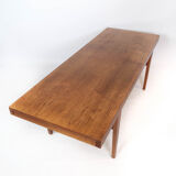 Table basse en teck avec tiroir, de design danois des années 1960
