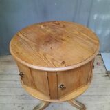 Cabinet with 8 rotating compartments