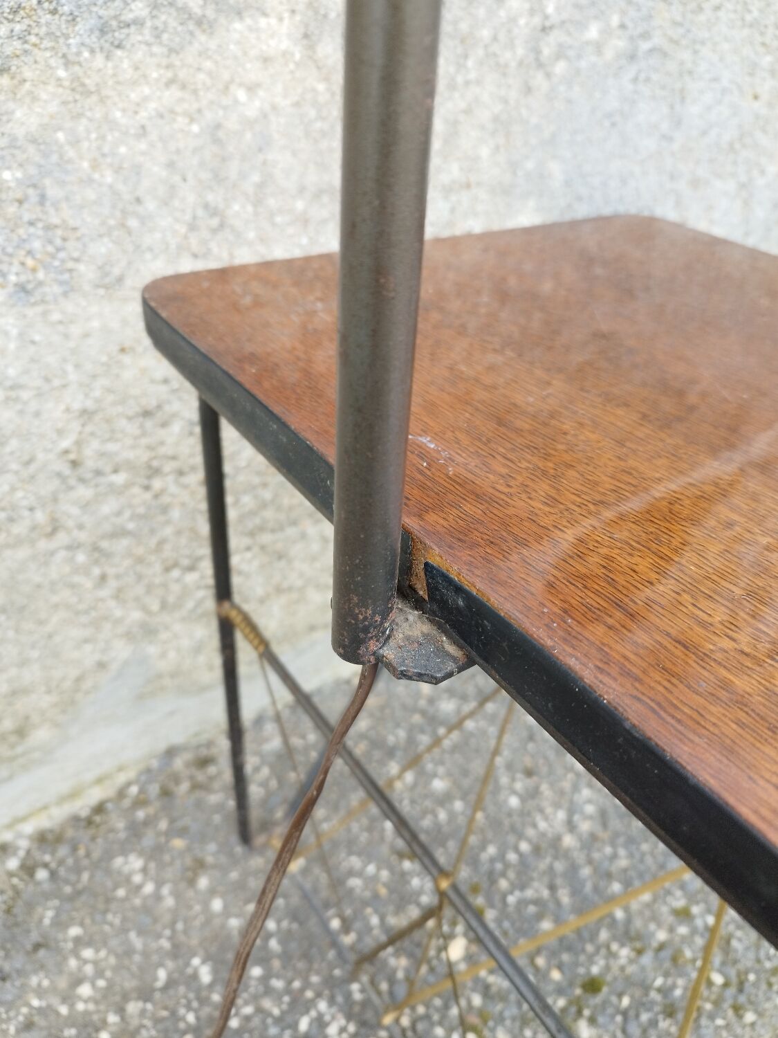 Vintage magazine rack lamp