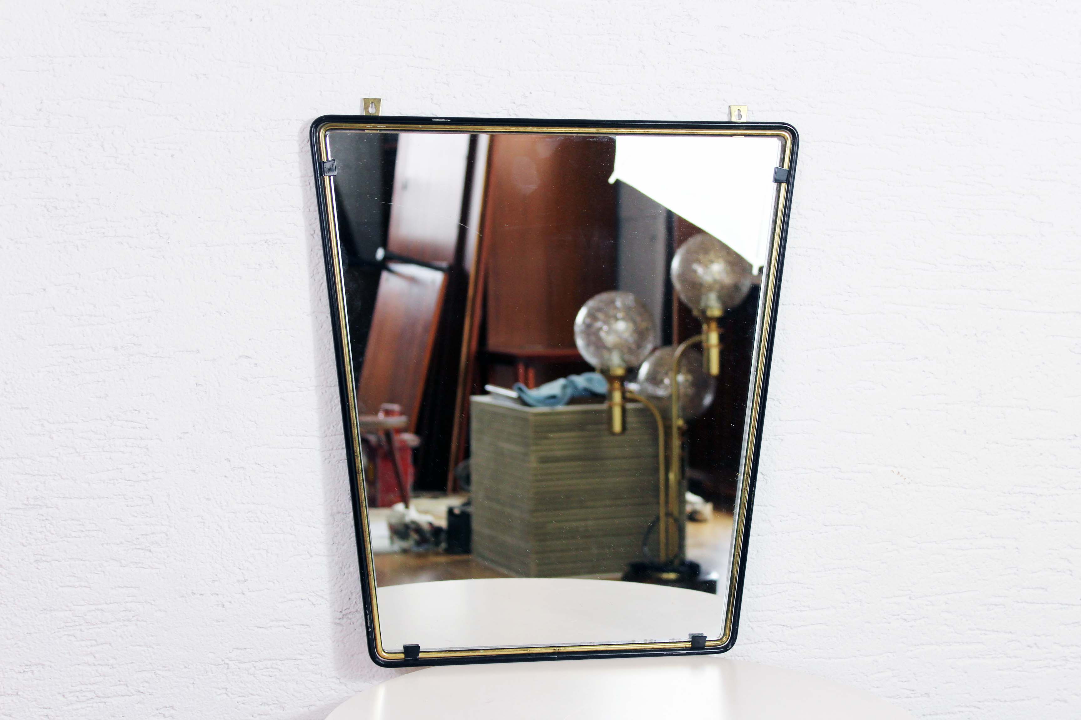 Ancient mirror from the 50s size 50x42cm