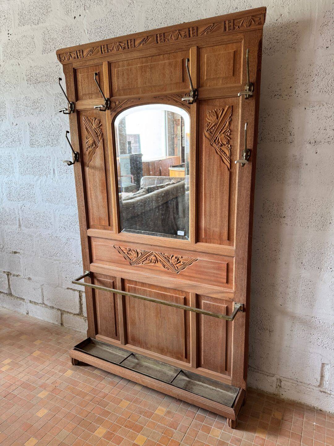 Art Deco coat rack in solid mahogany