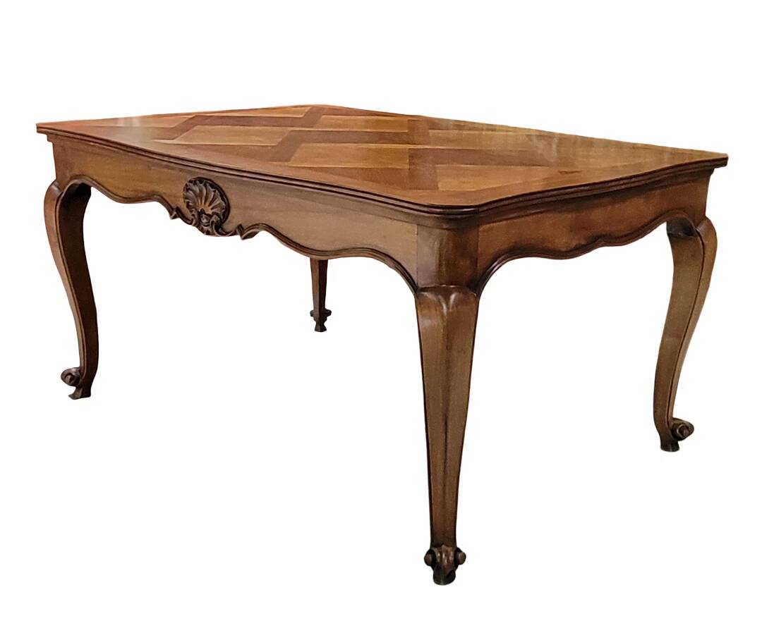 Louis XV style Provençal table in walnut circa 1930