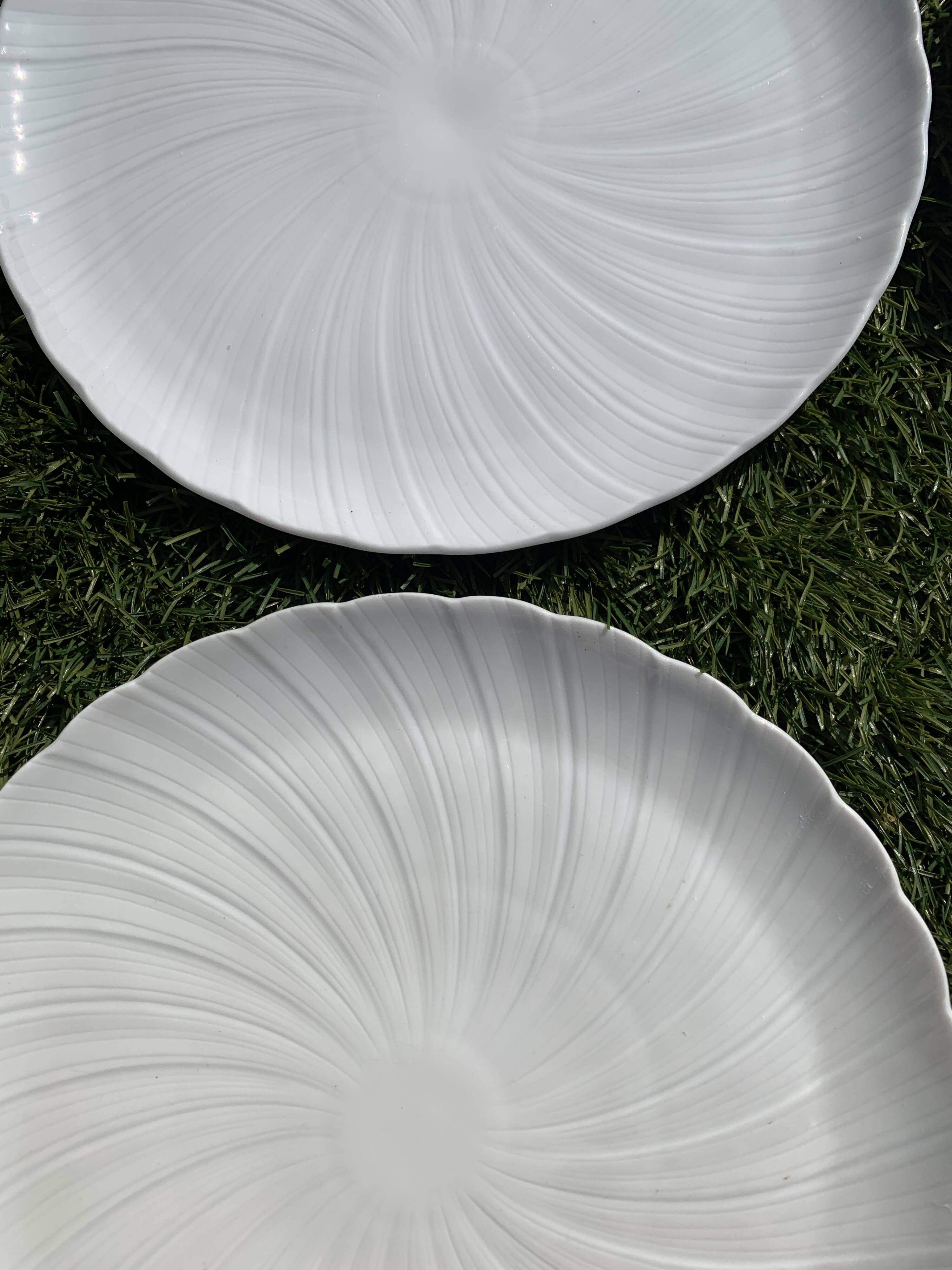 6 dessert plates in Godronnée porcelain from Limoges Bernardaud