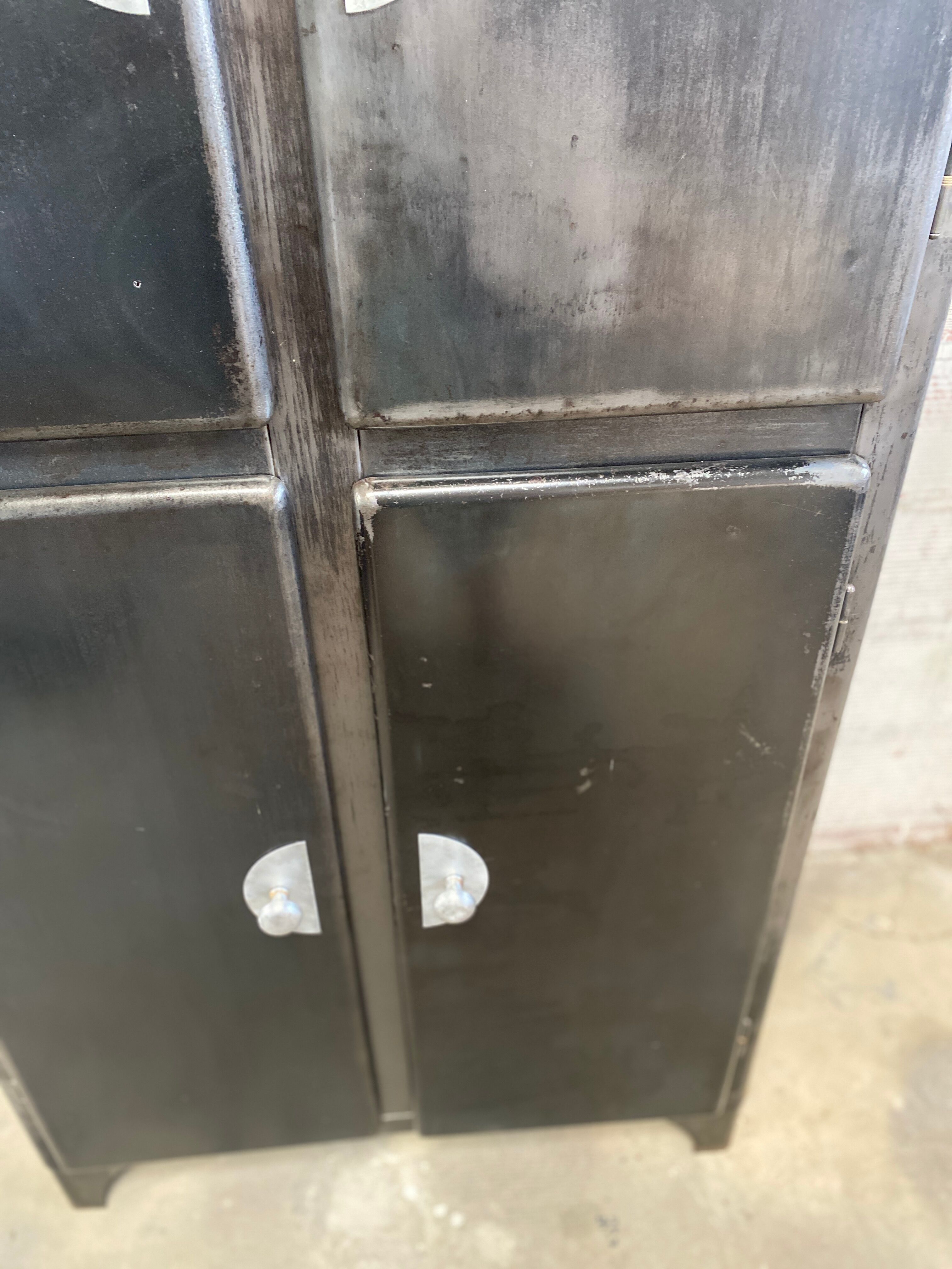 Sheet metal kitchen buffet