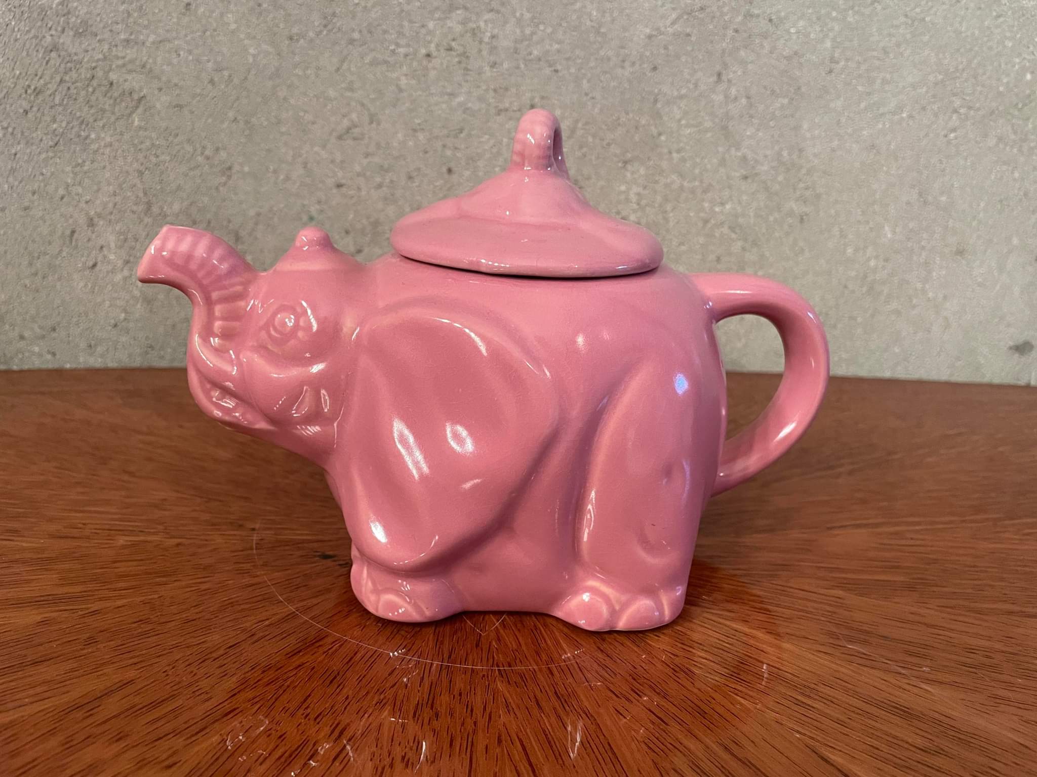 Pink vintage elephant teapot