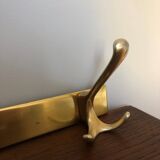 Coat hanger
