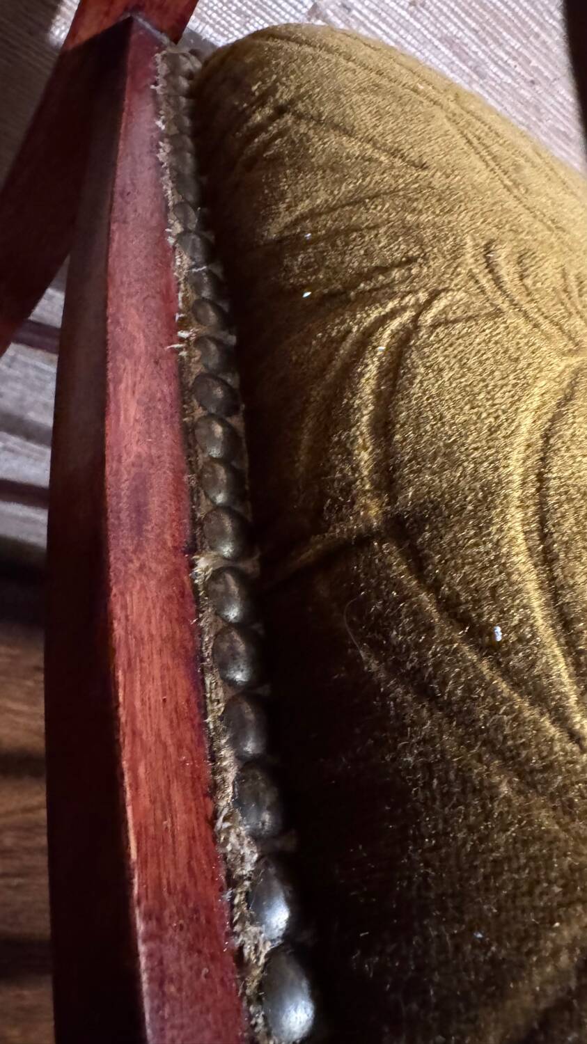 Vintage mahogany Lyre chair