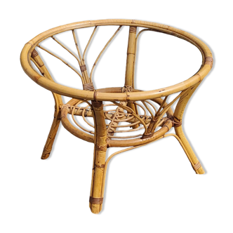 Round rattan coffee table with glass top from the 70s