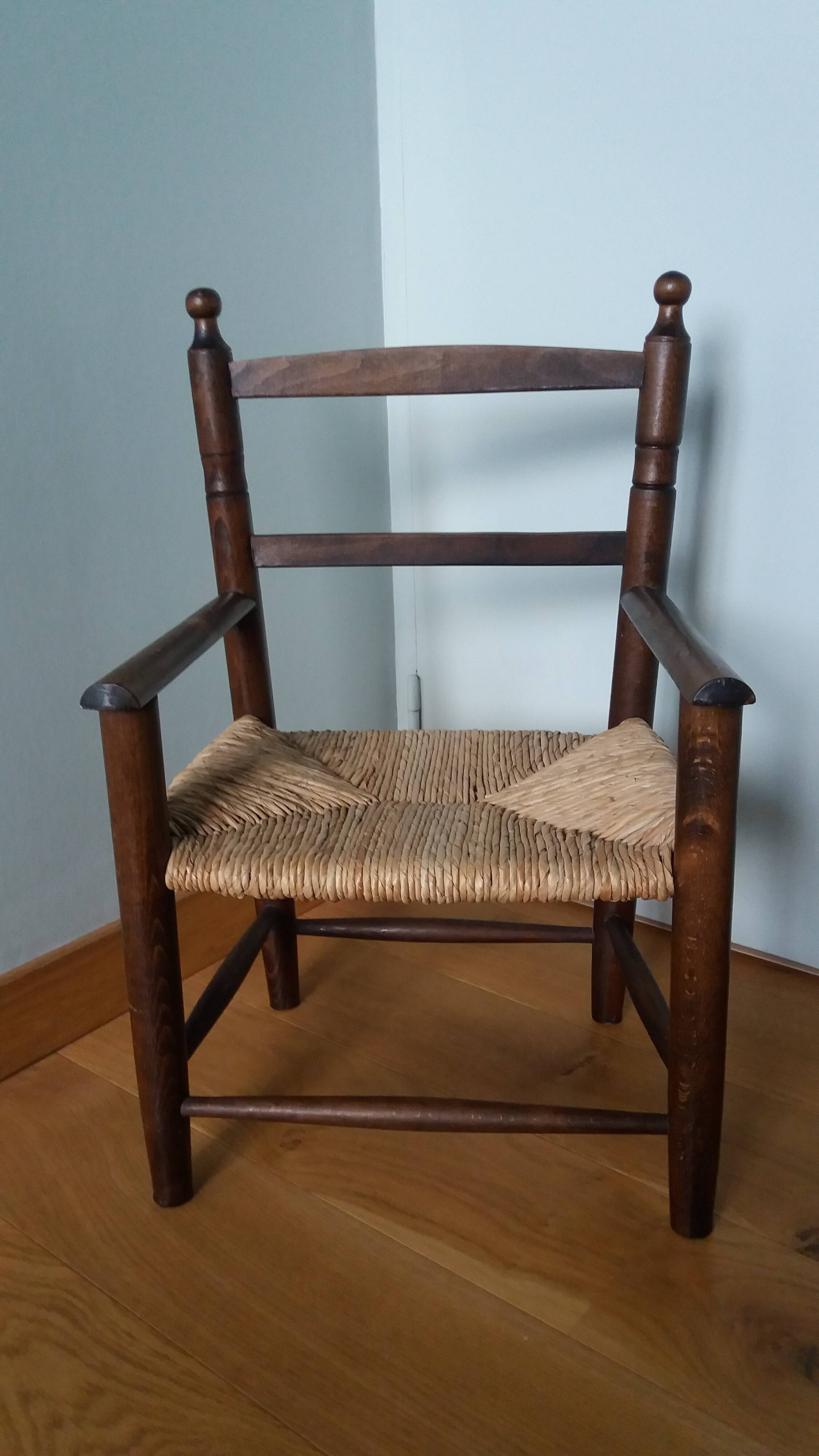 Children's straw armchair