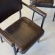Paire de fauteuils de réunion vintage marron chocolat