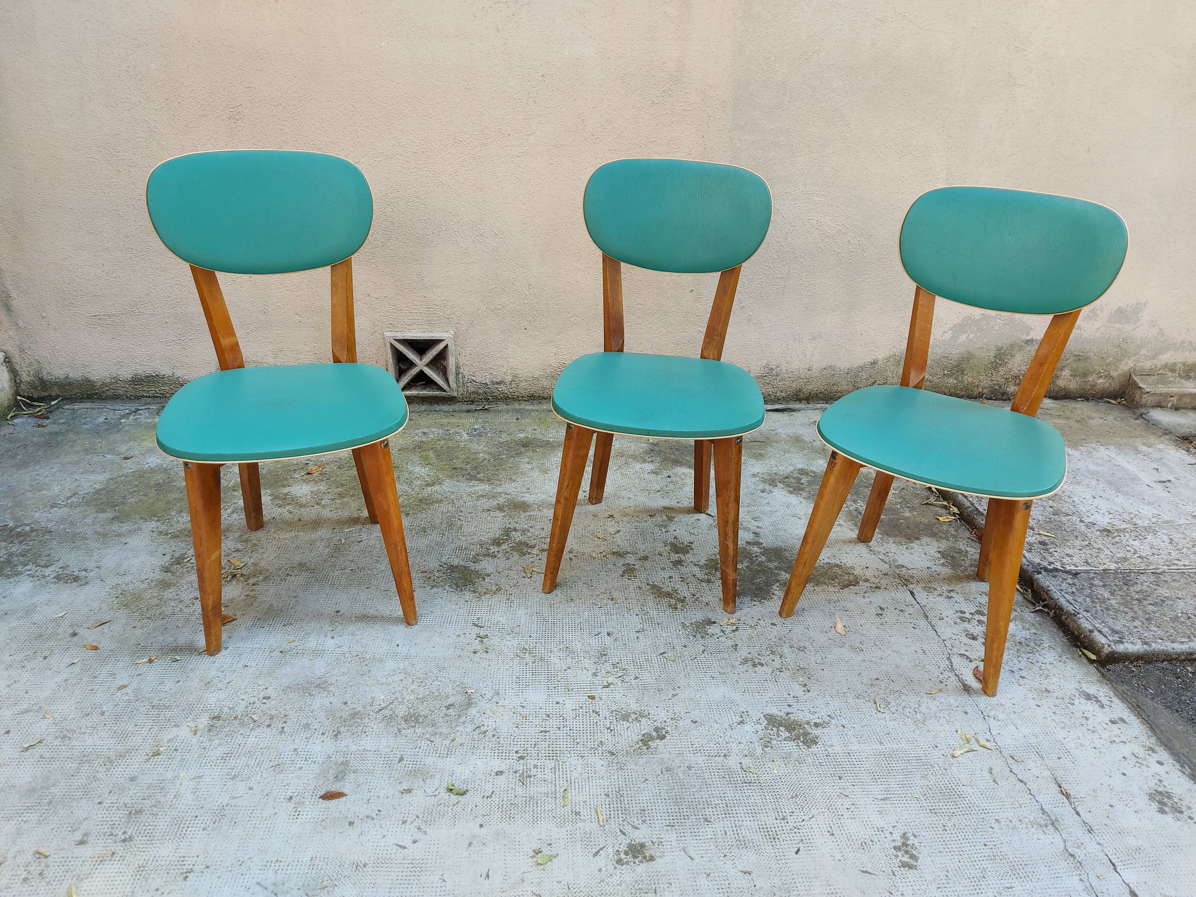 3 chaises vintages, assise et dossier en skaï