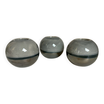 Set of three two-coloured ball candle holders