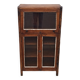Petite armoire vitrée en bois avec porte rentrante