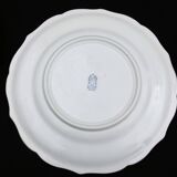 6 Flat plates in Gien earthenware model Louis XV white