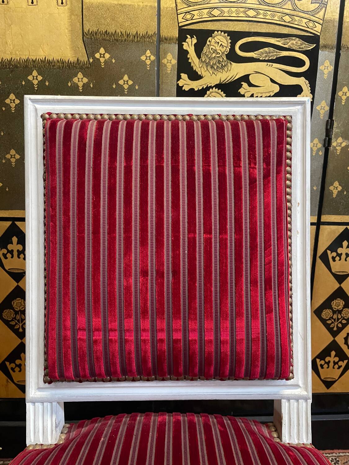 Suite of 4 Louis XVI style chairs