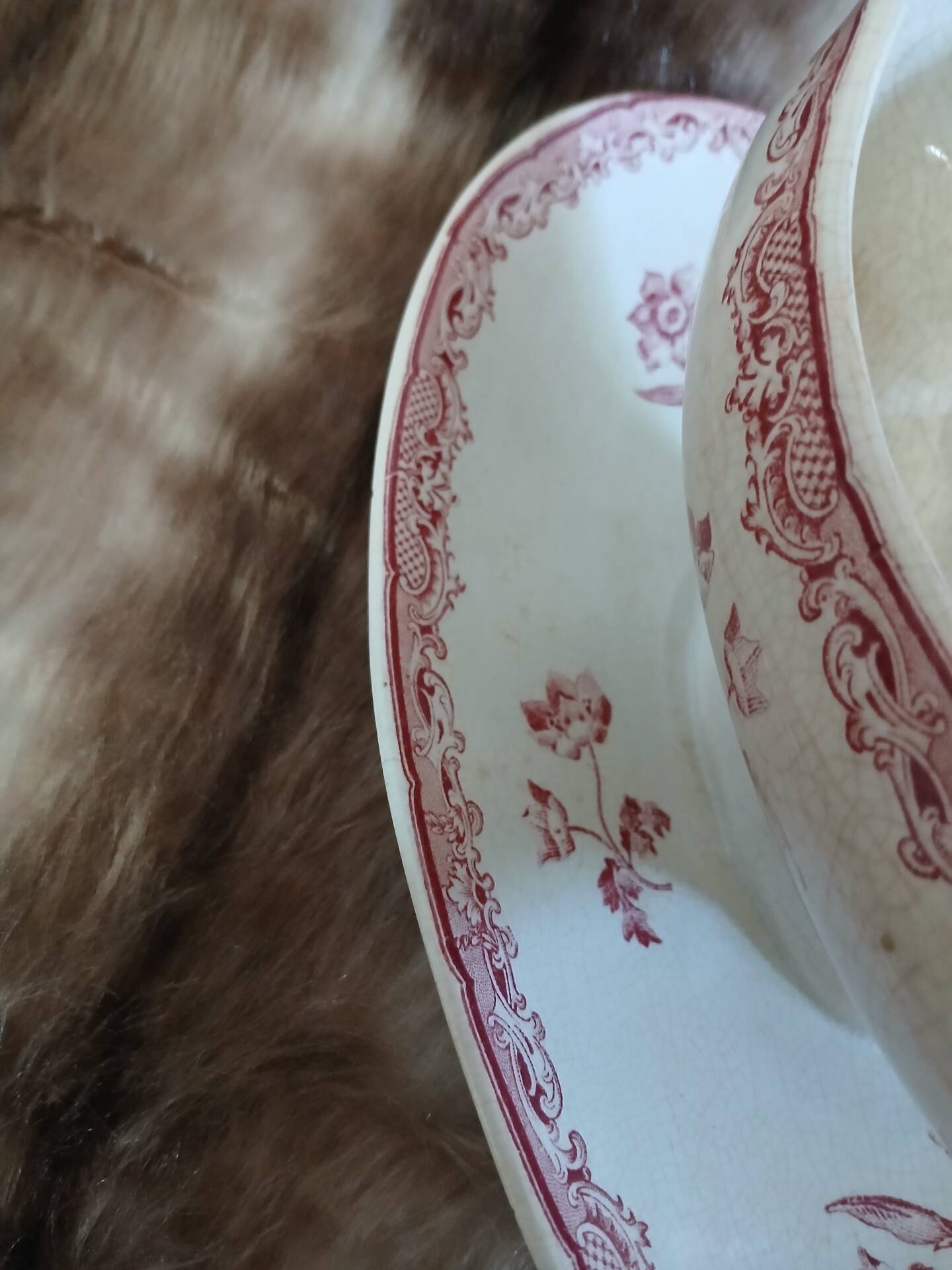 Antique sauce boat in ironstone Sarreguemines