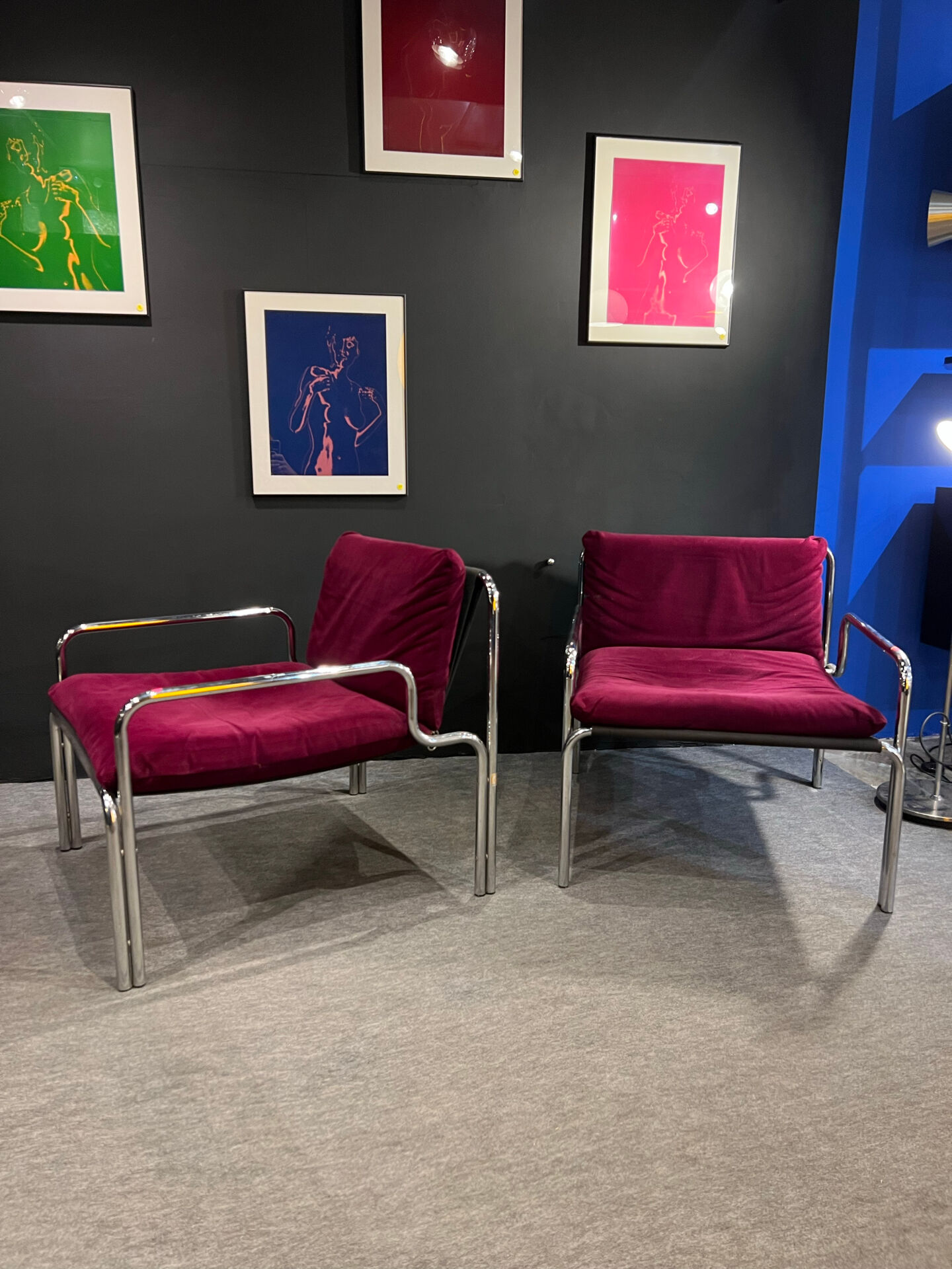 armchairs win ypma