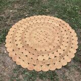 Vintage jute round carpet