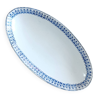 Iron clay dish with earthenware lions