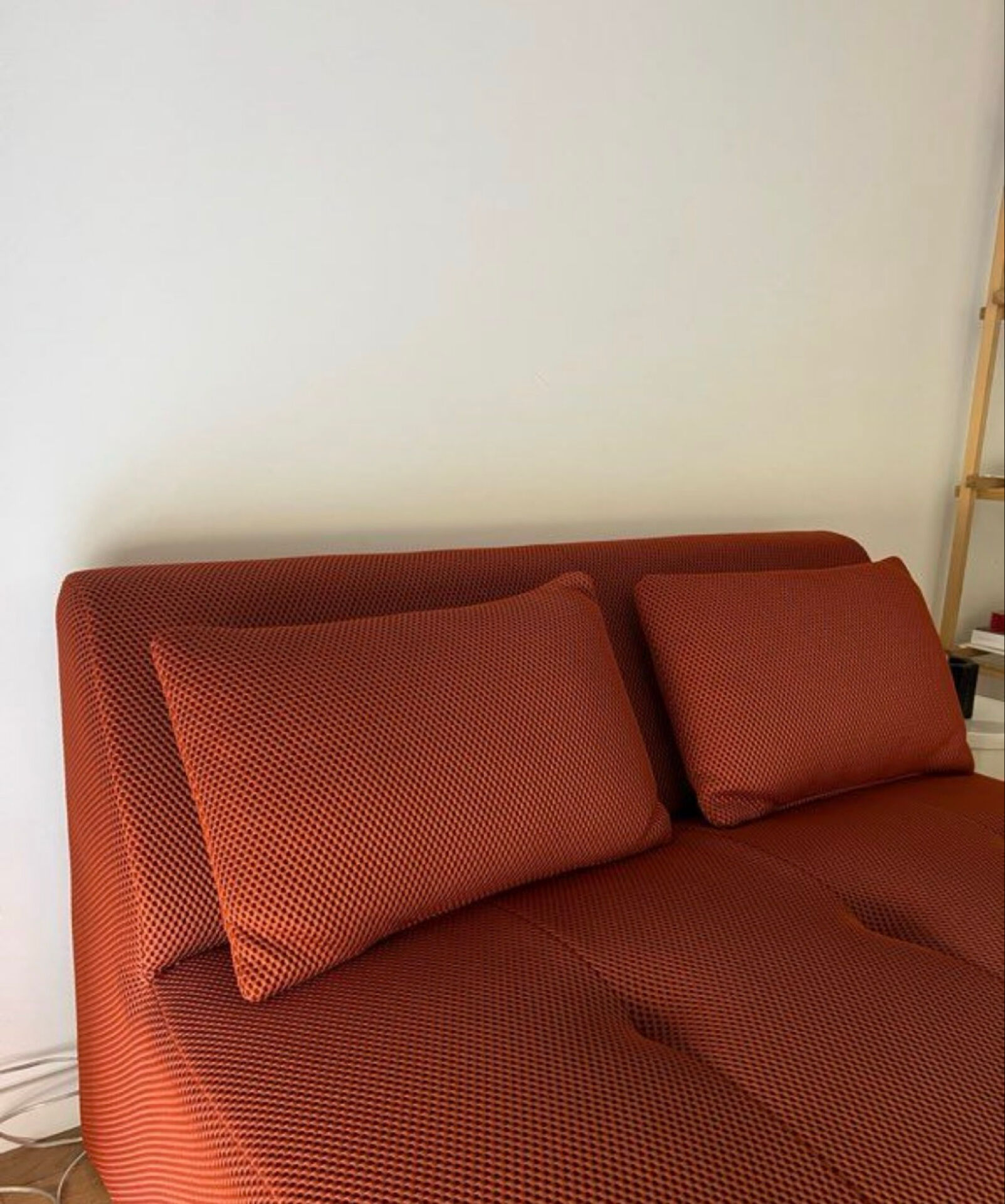 Two-seater sofa bench