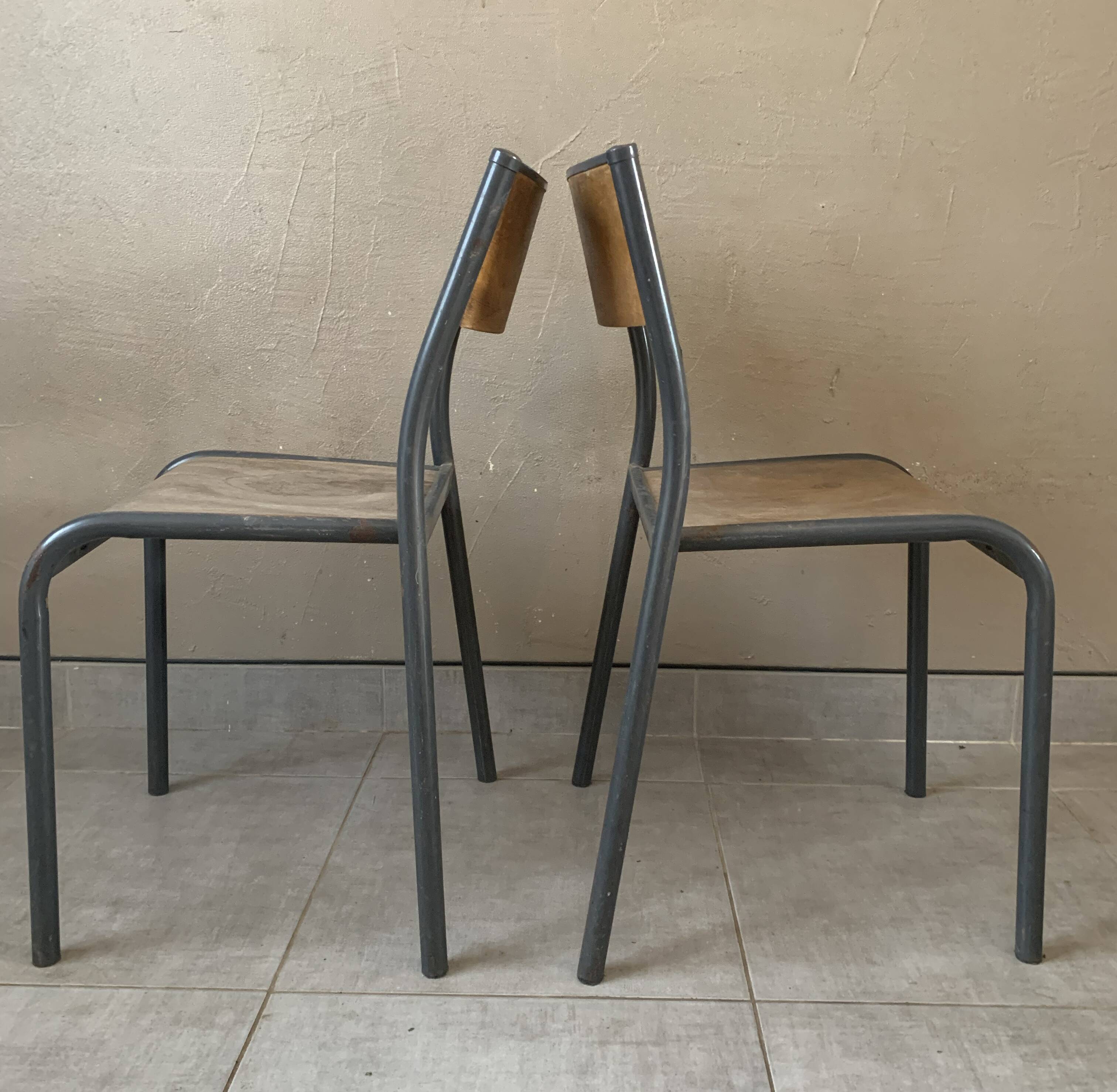 Set de 2 chaises d'école vintage Mullca 510