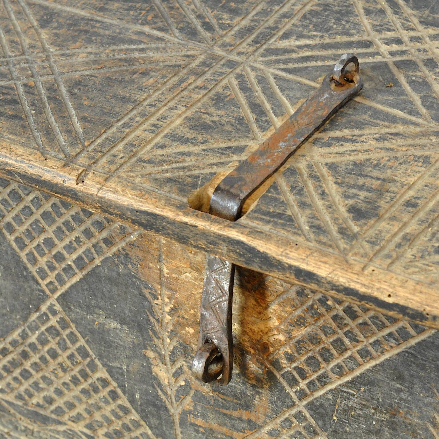 Antique beech shepherd's chest, 1820s