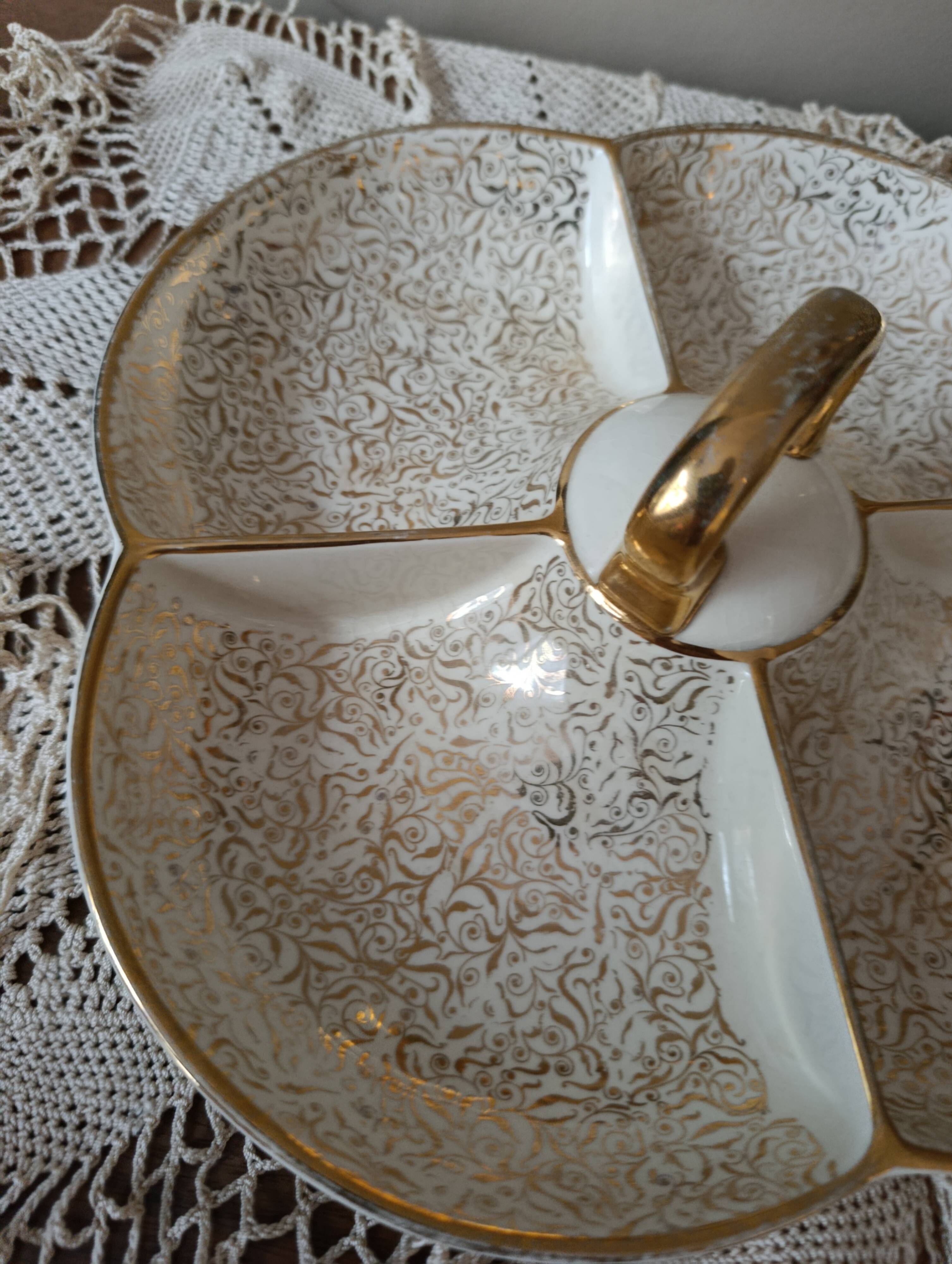 Vintage segmented aperitif plate | Villeroy & Boch (1950s)