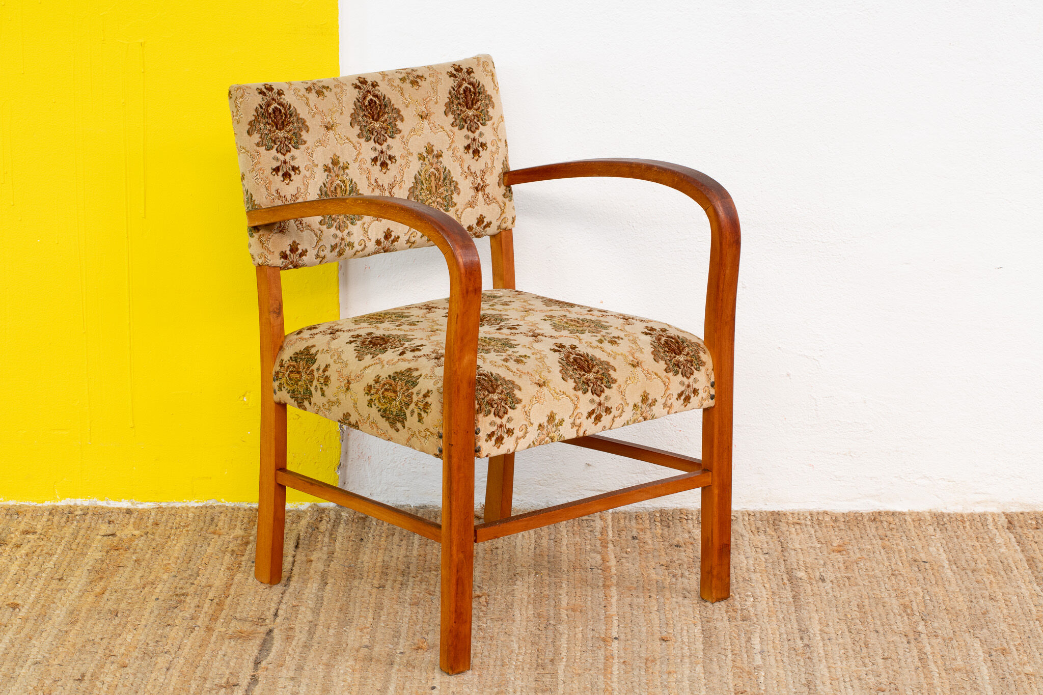 Scandinavian armchair 51.5 cm
