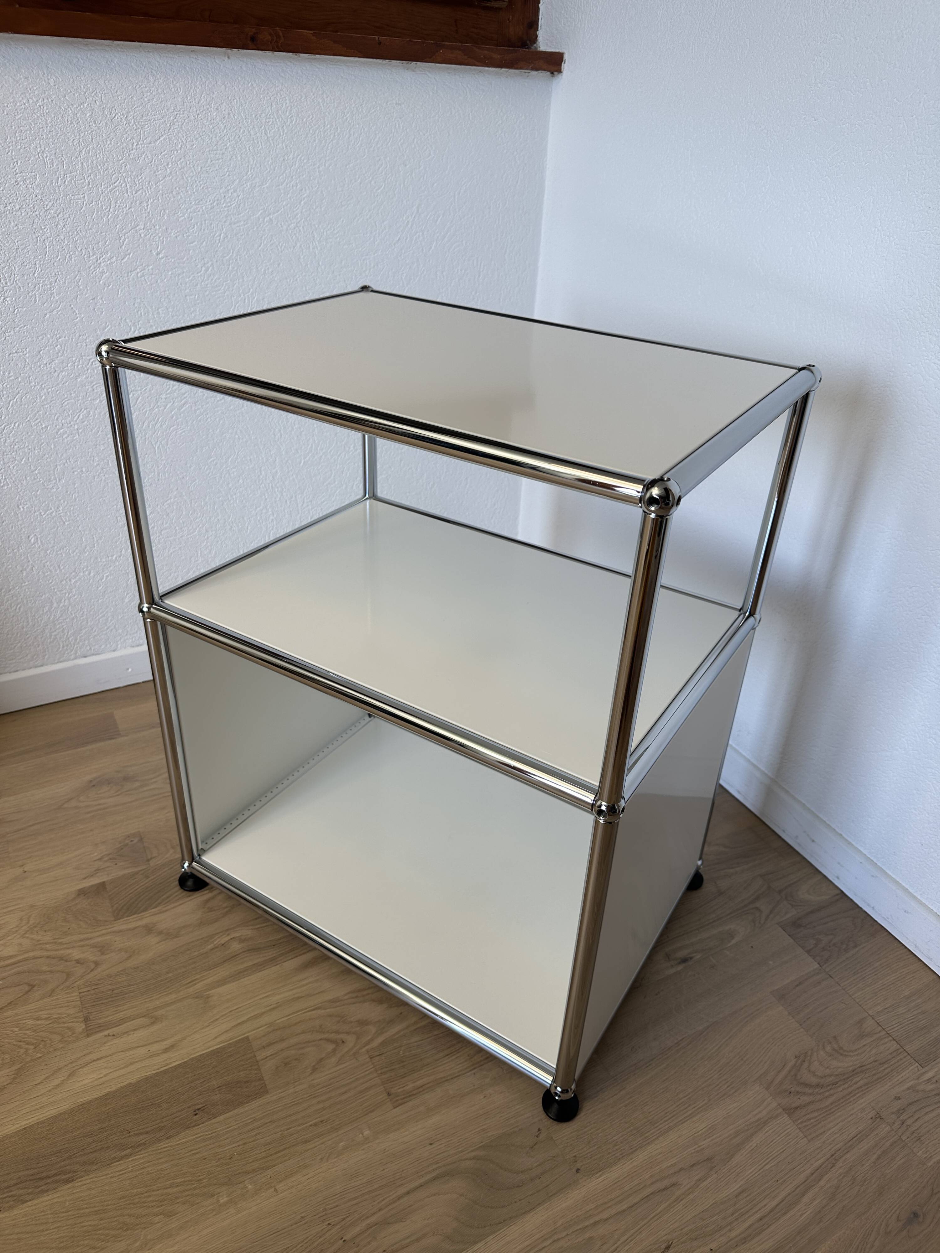 Table d’appoint USM Haller en Blanc Pur