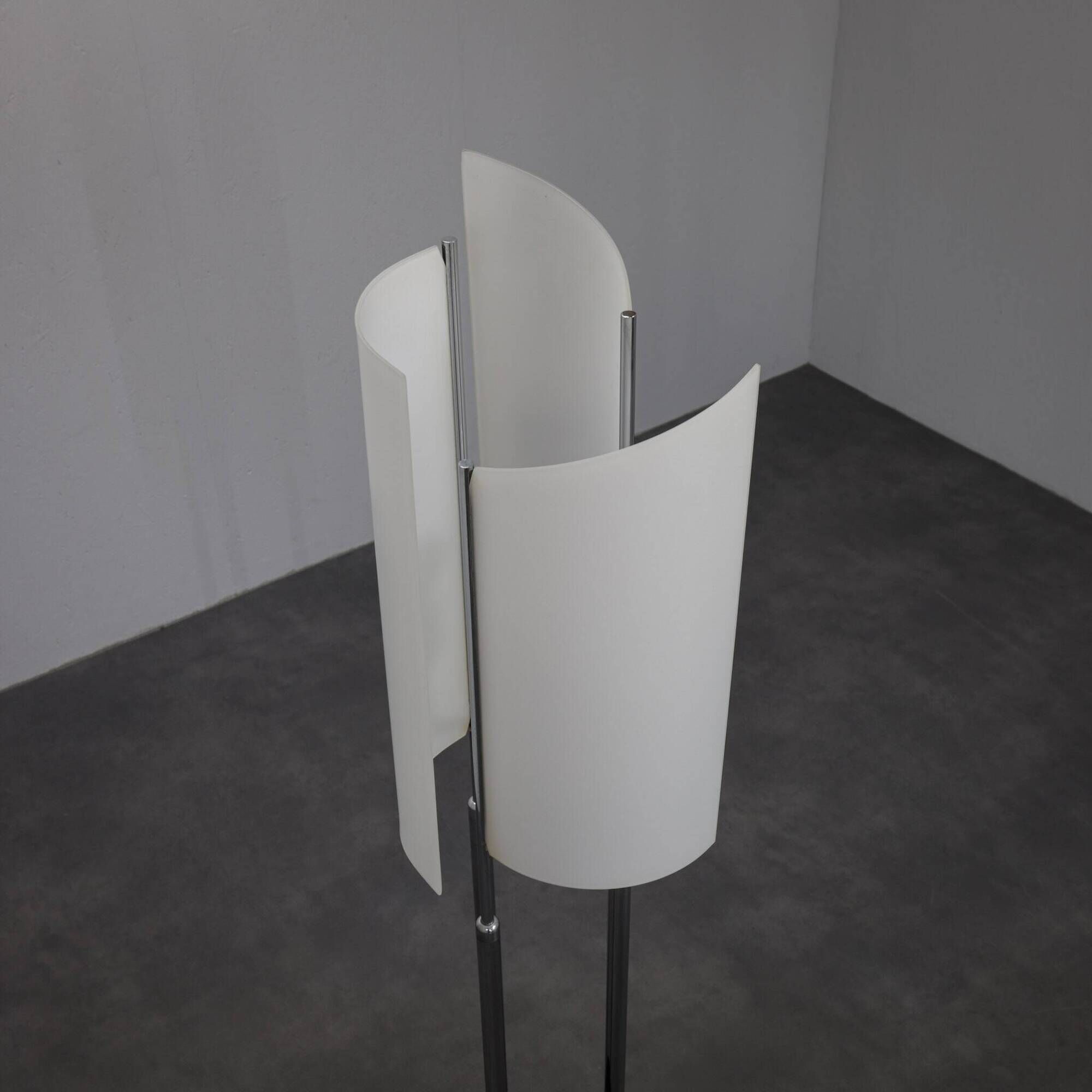 Arianna floor lamp by Bruno Gecchelin for Oluce, Italy, 1970s