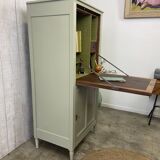 Secretary from the 1950s