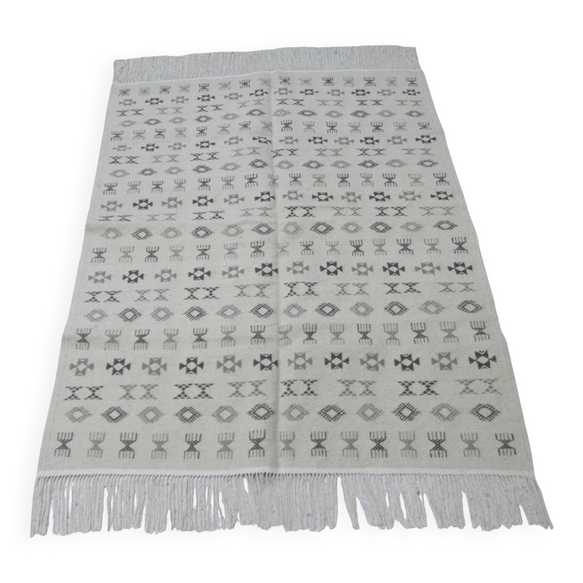Hand-Knotted Berber Kilim Rug in Wool with Ethnic Pattern in Beige and Grey
