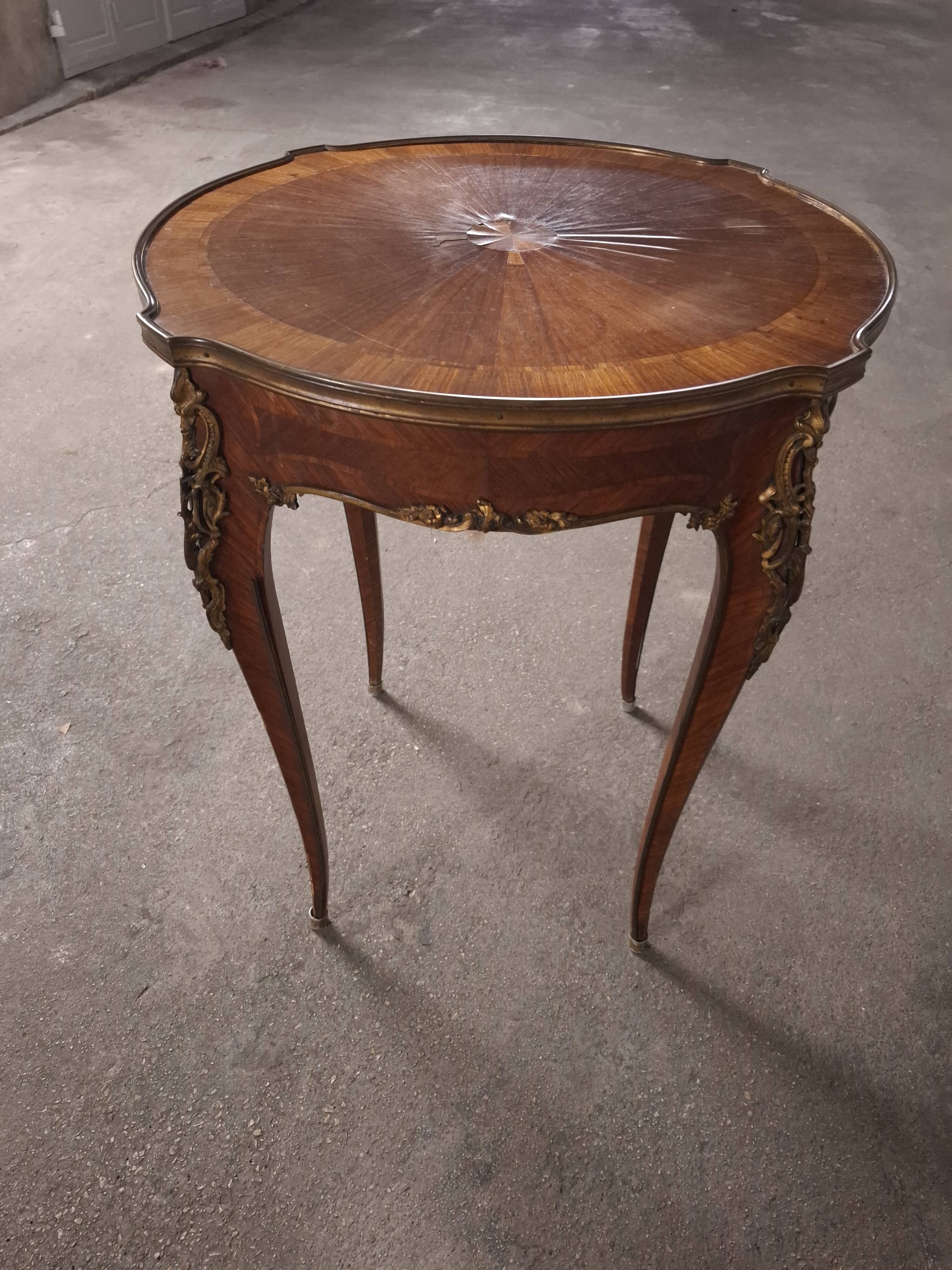 Louis XV style gueridon side table in marquetry