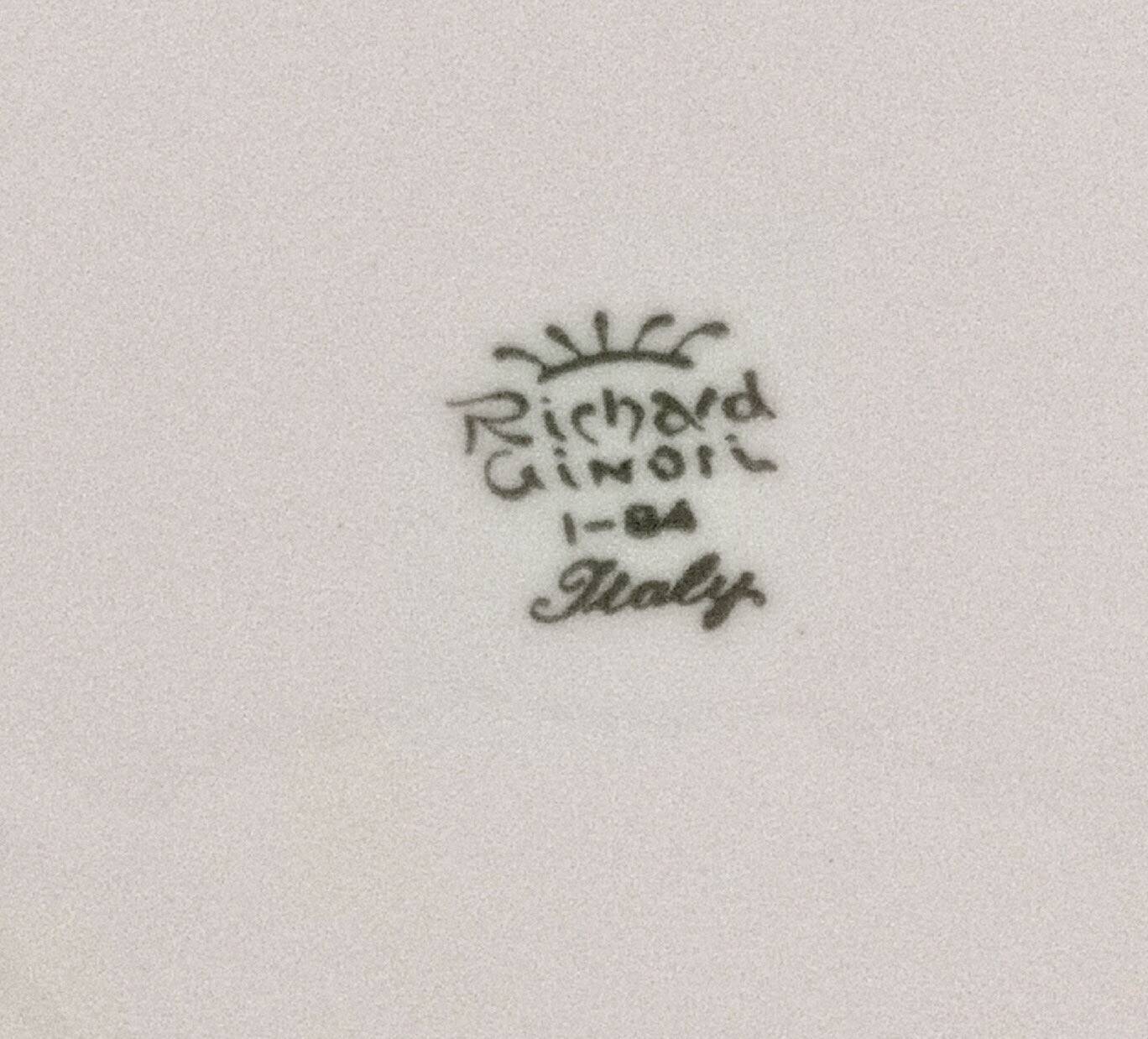 Assiette à soupe néoclassique en porcelaine blanche et bleue de Richard Ginori, Italie