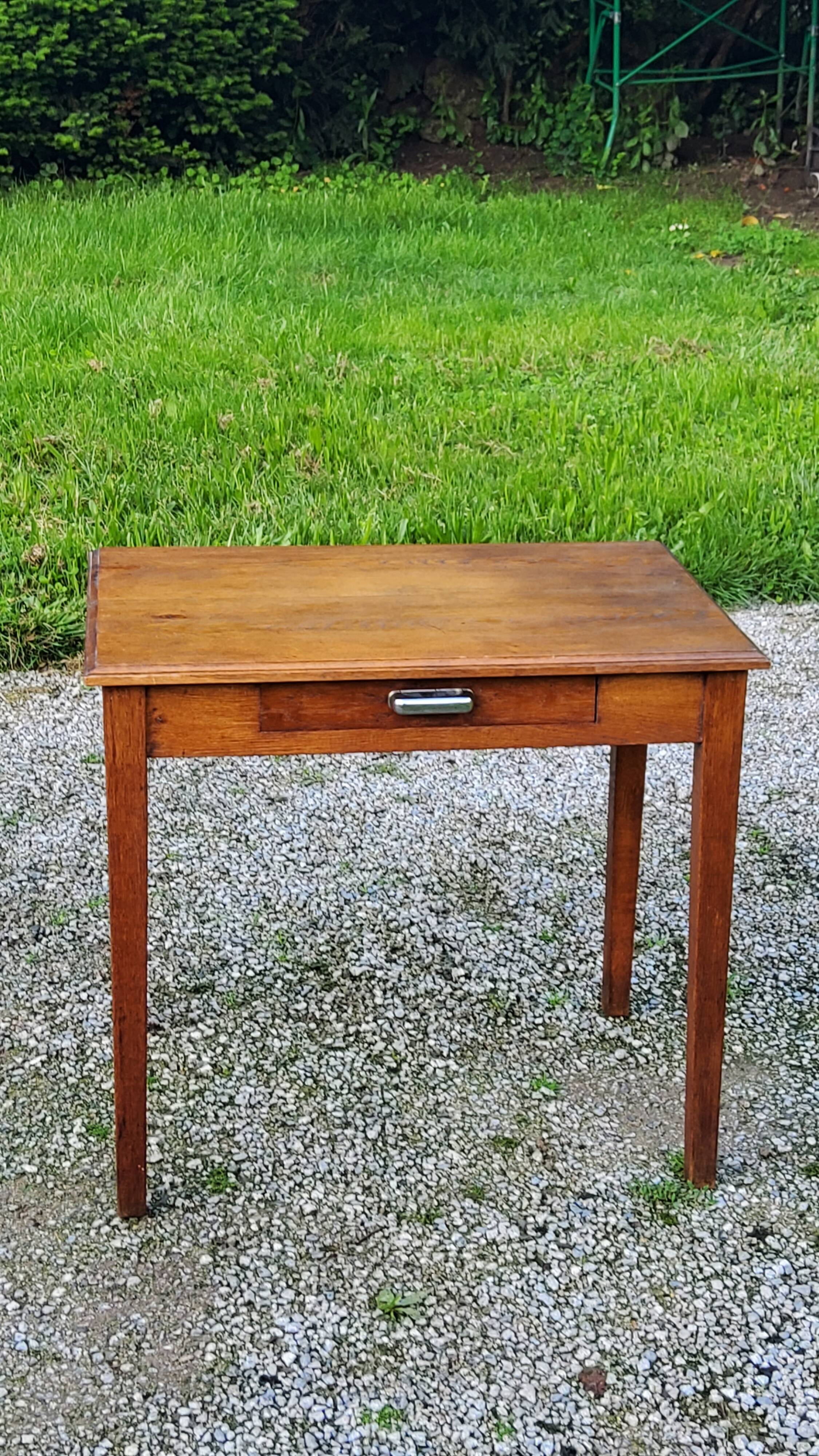 Oak writing table with spindle legs, early 20th century