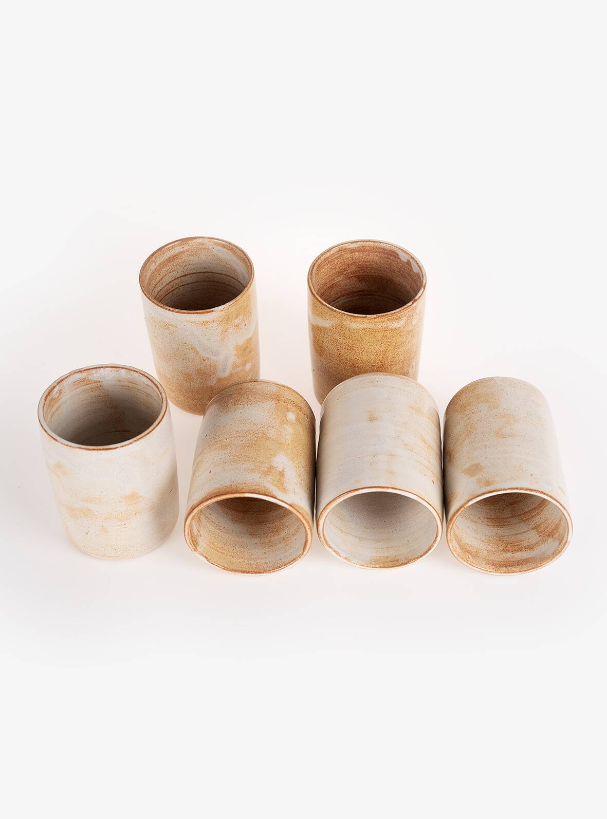 6 Handcrafted stoneware cups. Very good state