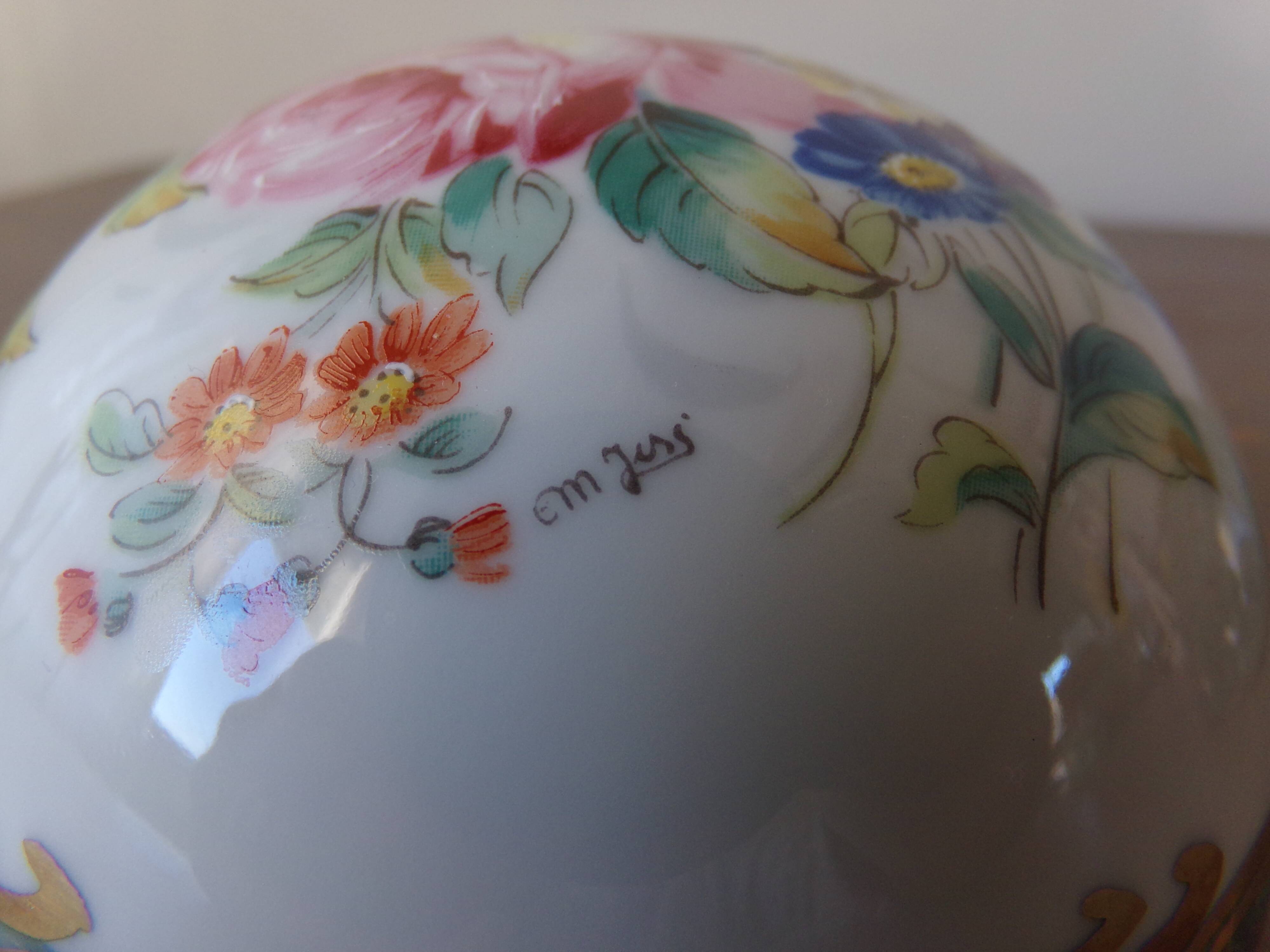 Limoges porcelain box ball shape