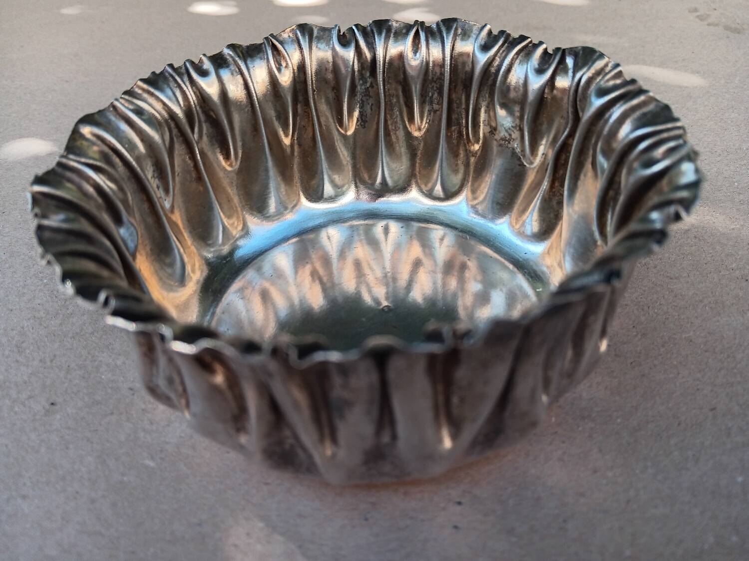 Vintage pocket emptier