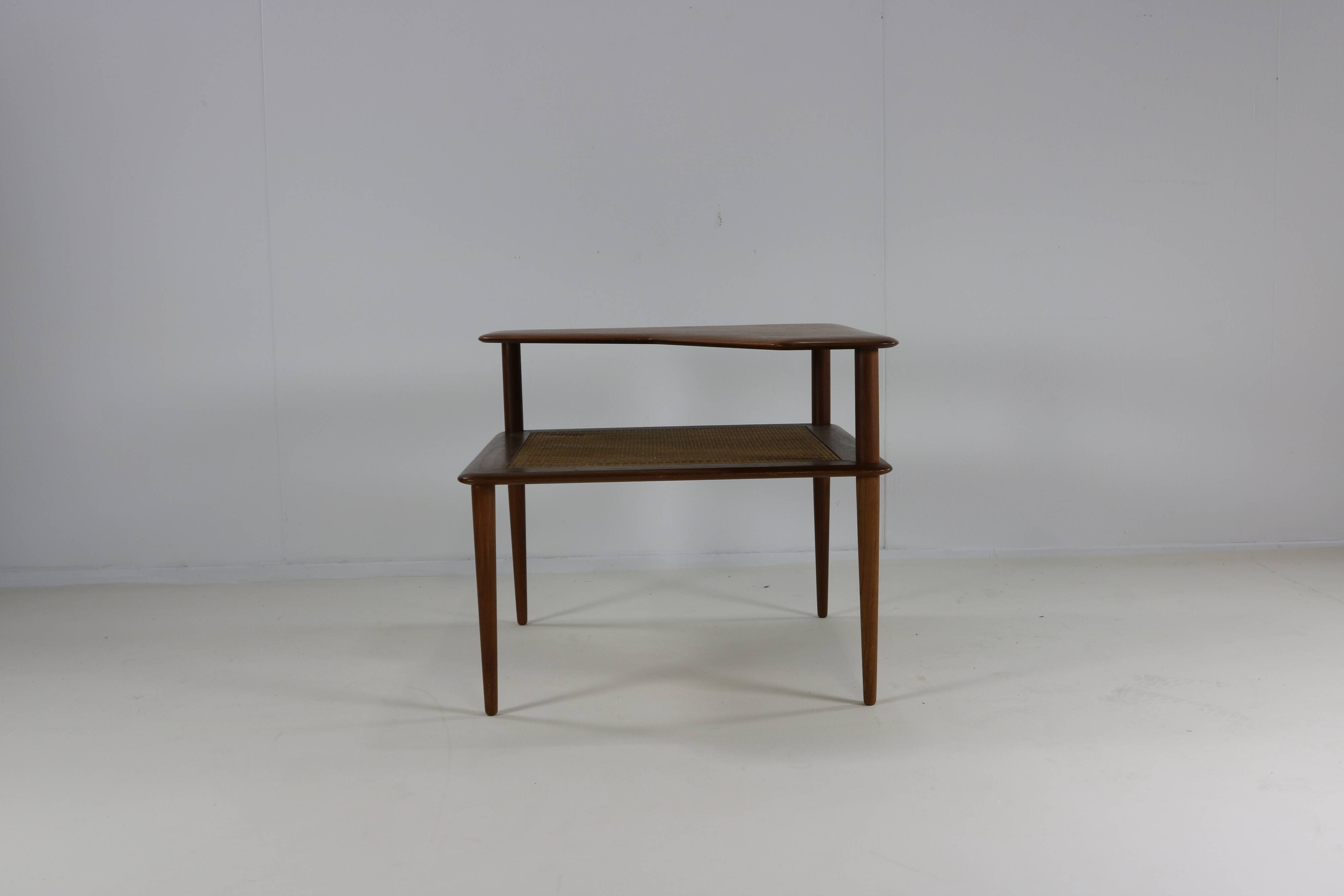 Danish design teakwood minerva corner table by Peter Hvidt & Orla Molgaard-Nielsen