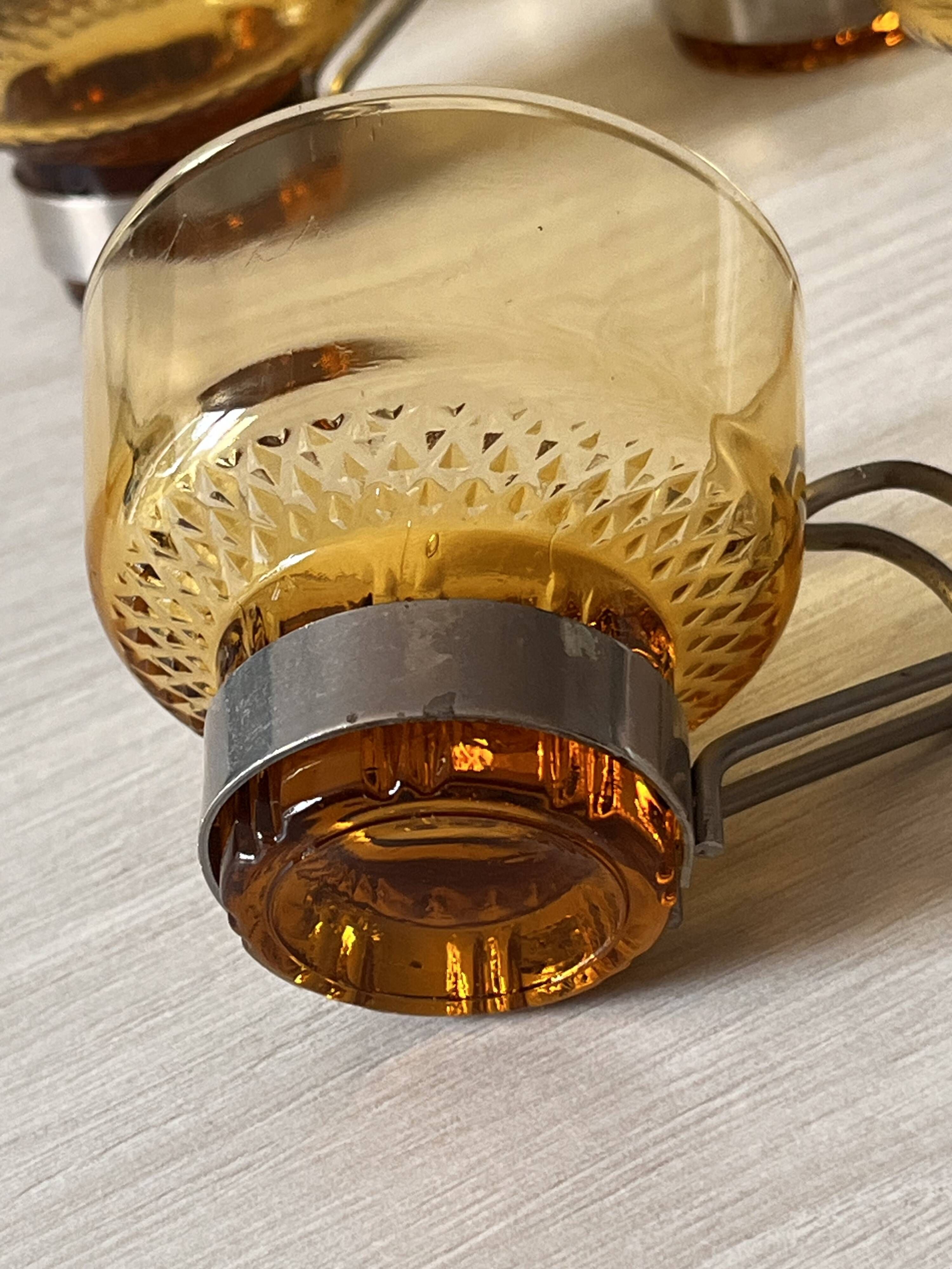 Tasses 70's
