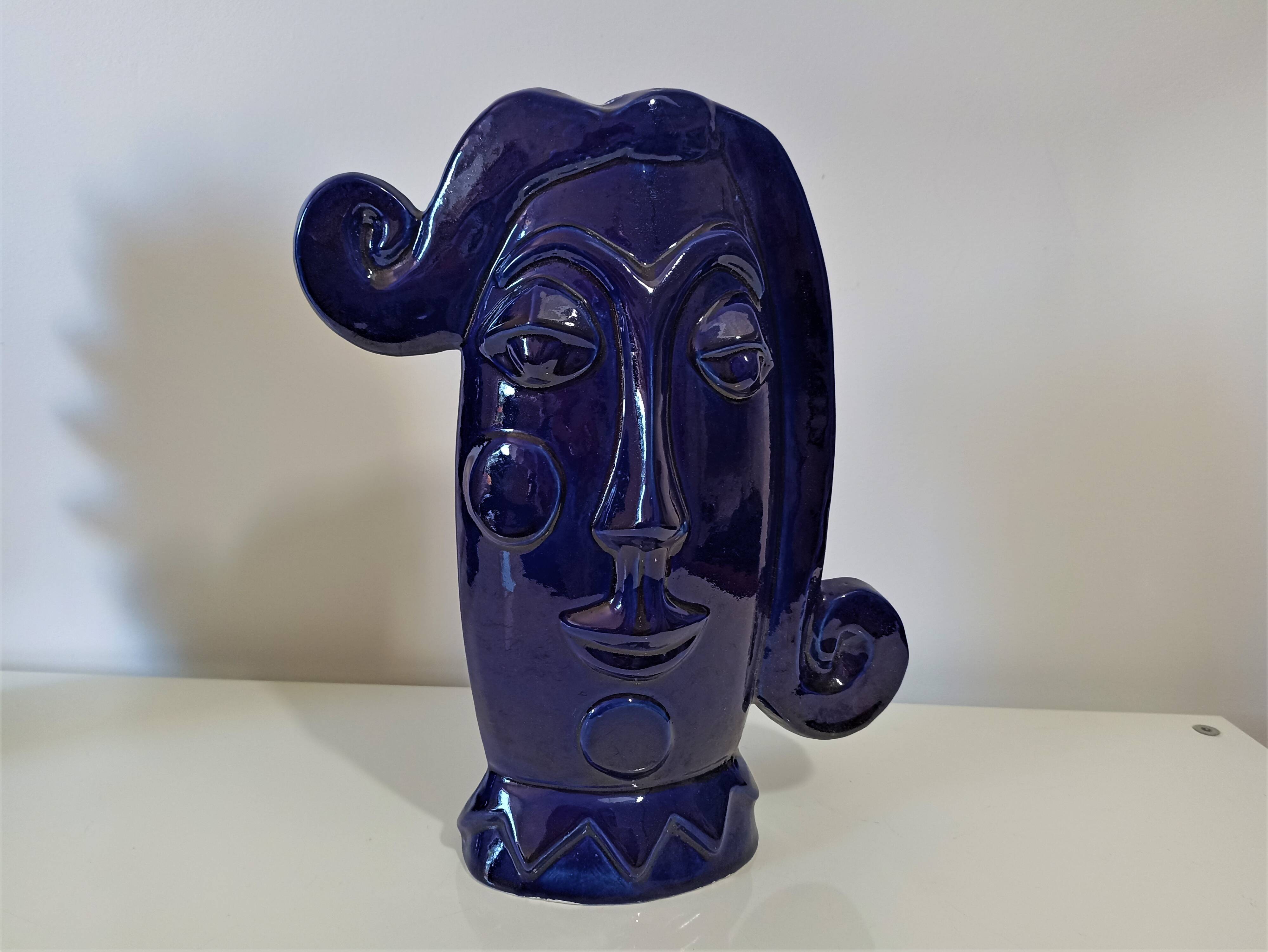 Blue face vase ceramic design 20th century Sandra Corina