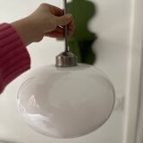 Opaline suspension