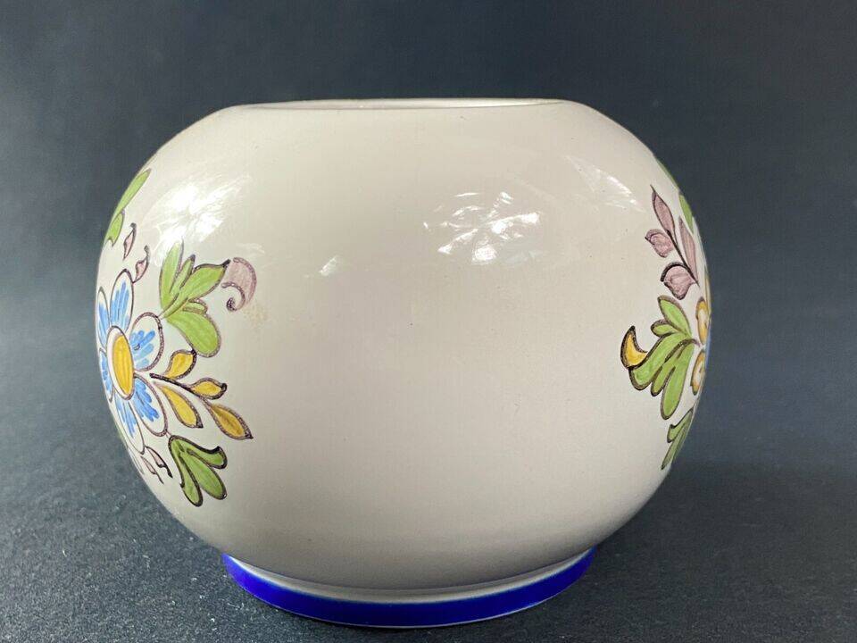 Earthenware ball vase from Nevers Montagnon