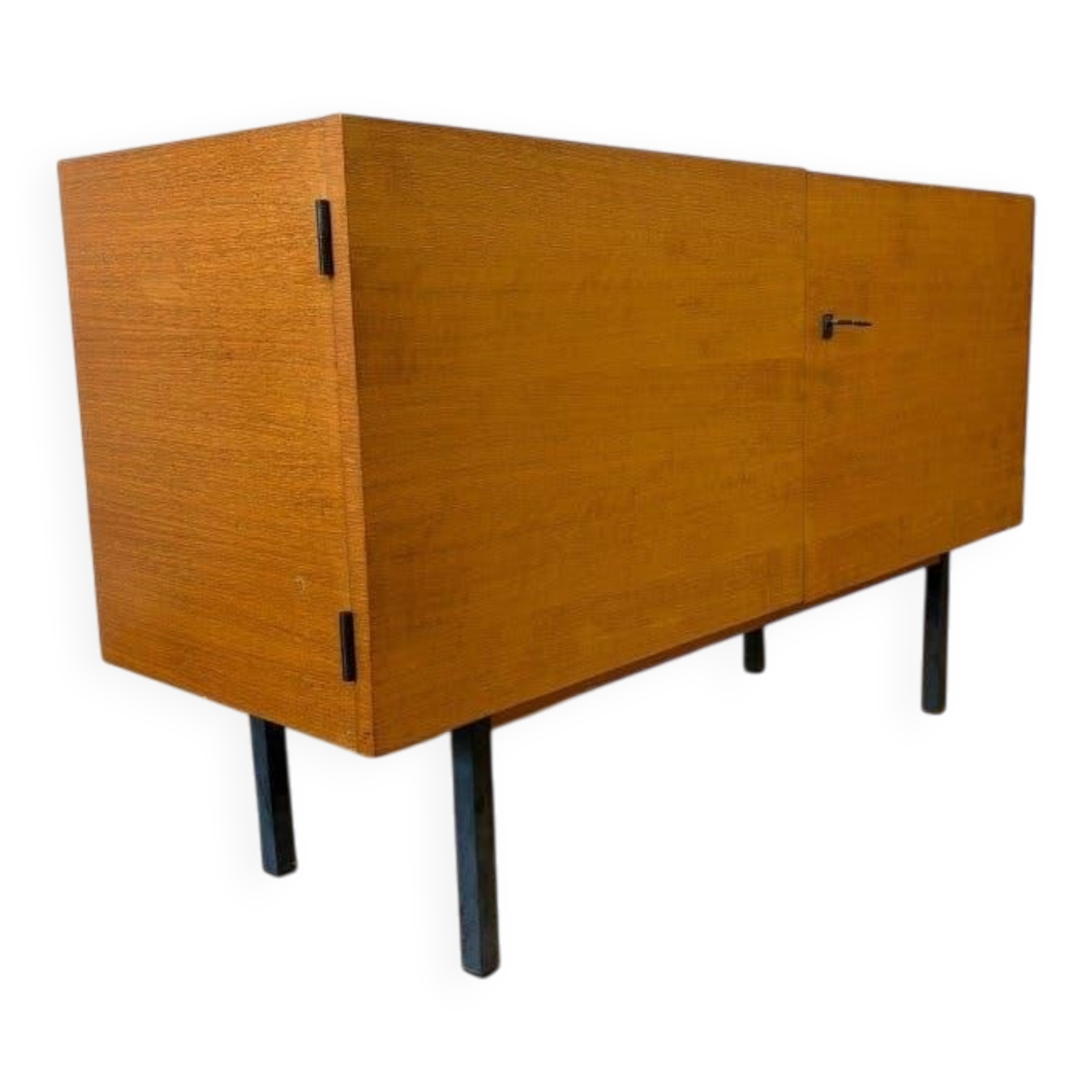 Meuble vintage en bois (commode, meuble TV) avec cadre noir